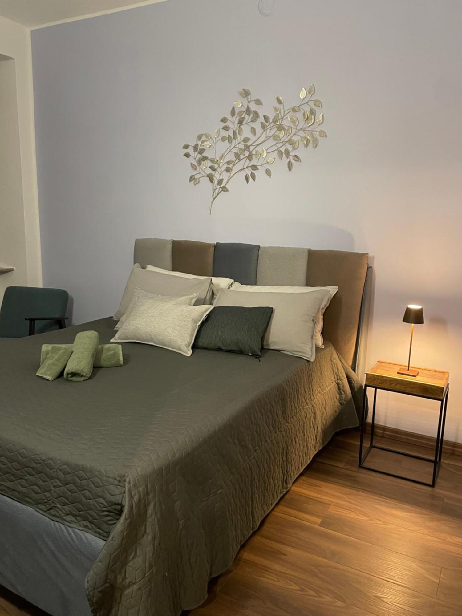 Apartamento Mille8 Novara Exterior foto